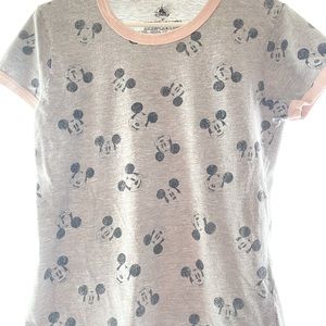 Adult Medium Mickey Mouse shirt